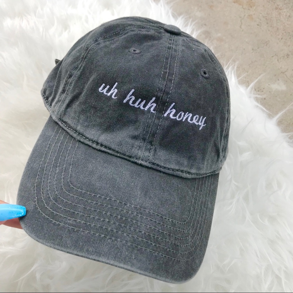 Brandy Melville gray uh huh honey hat